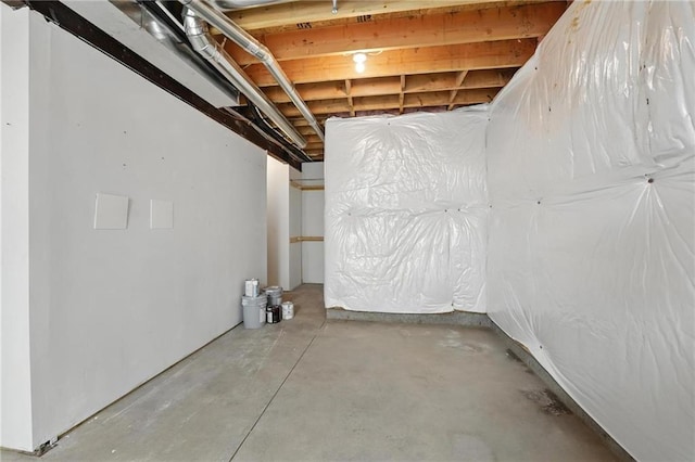 13300 W 174th Pl, Overland Park, KS 66221 - view of unfinished below grade area