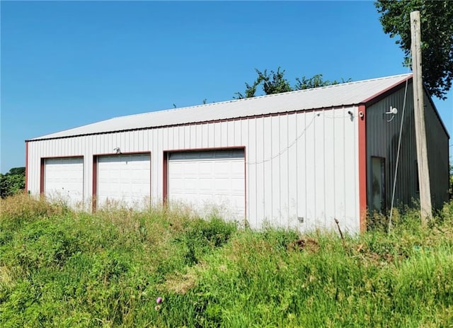 18400 Keitel Rd, Parker, KS 66072 - view of detached garage
