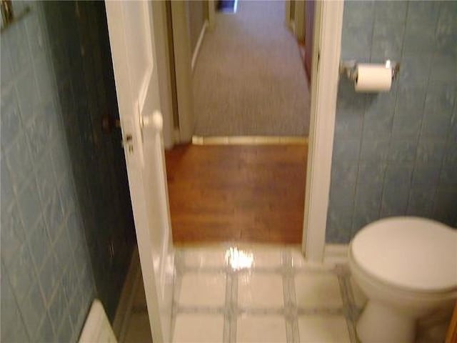 482 Fieldcrest Dr, Pittsburg, KS 66762 - bathroom with toilet