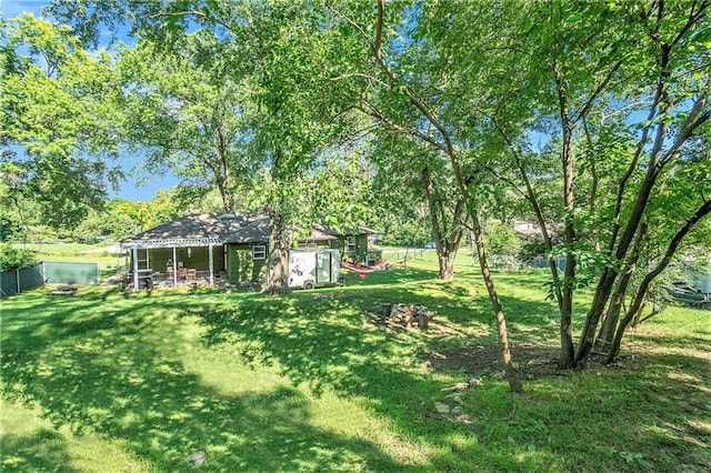 2110 N 70th Ter, Kansas City, KS 66109 - view of yard