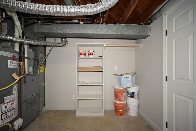 6309 E 102nd Ter, Kansas City, MO 64134 - unfinished below grade area featuring baseboards