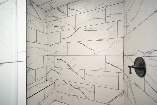 6309 E 102nd Ter, Kansas City, MO 64134 - bathroom with a tile shower