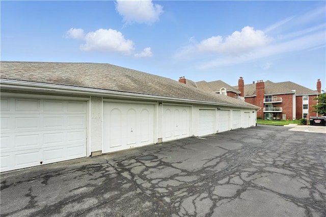 8001 Westridge Rd Unit 103, Raytown, MO 64138 - view of garage