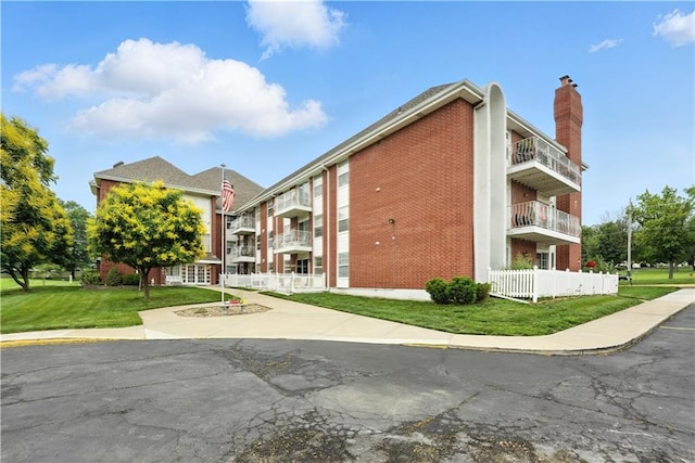 8001 Westridge Rd Unit 103, Raytown, MO 64138 - view of building exterior