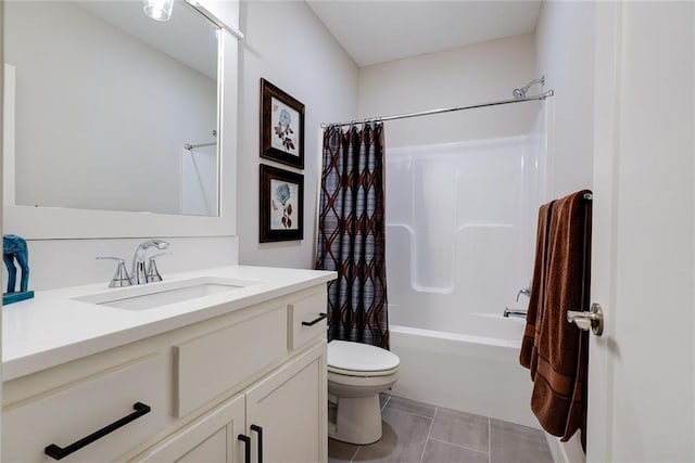 25411 W 142nd Pl, Olathe, KS 66061 - full bath with vanity, shower / bath combo with shower curtain, and tile patterned flooring