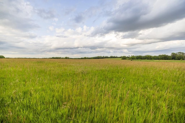1432 E 2300th Rd, Eudora, KS 66025