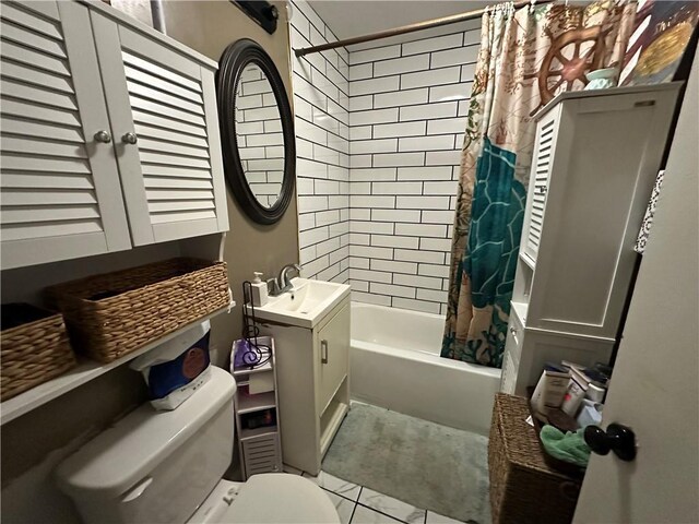 1212 S Harris Ave, Independence, MO 64052 - full bathroom featuring shower / bath combo and vanity