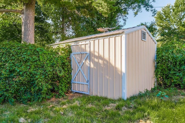 4428 N Monroe Ave, Kansas City, MO 64117 - view of shed