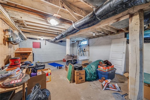 1002 S Olive St, Holden, MO 64040 - view of unfinished below grade area
