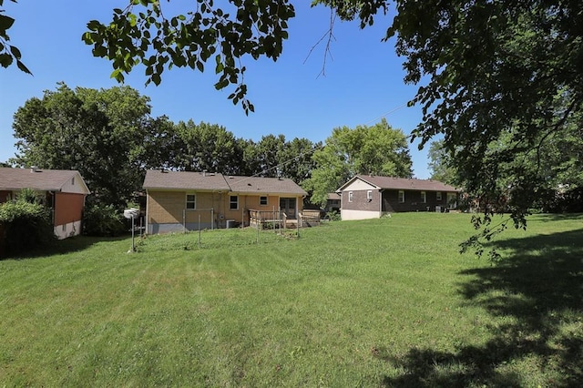 18205 E 27th St S, Independence, MO 64057 - view of green lawn