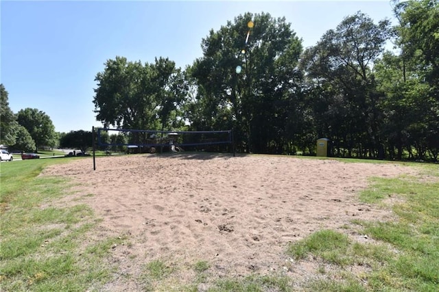 9305 NW 80th St, Weatherby Lake, MO 64152 - view of home's community with volleyball court