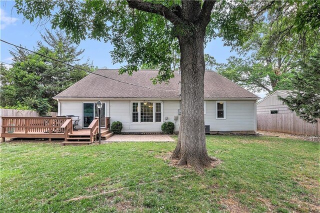 9204 Washington St, Kansas City, MO 64114 - photo 22
