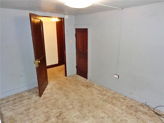 1915 S Broadway St, Pittsburg, KS 66762 - view of carpeted spare room
