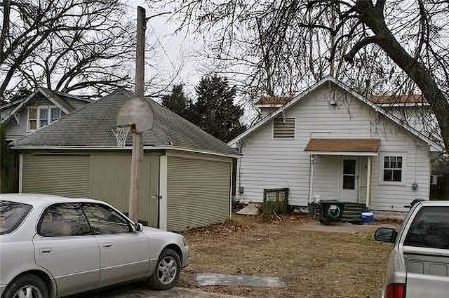 1915 S Broadway St, Pittsburg, KS 66762 - view of side of home