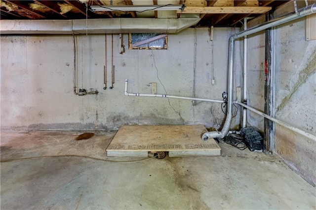 1700 S Pearl St, Independence, MO 64055 - view of unfinished basement