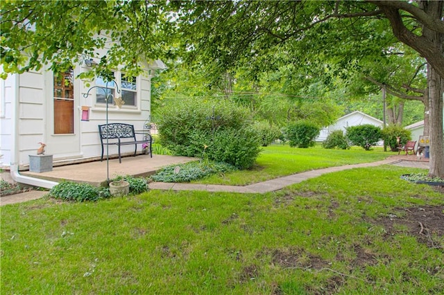 328 E 4th St, Lawson, MO 64062 - view of grassy yard