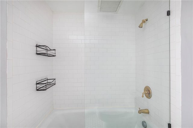 2525 Main St Unit 305, Kansas City, MO 64108 - full bathroom featuring tub / shower combination