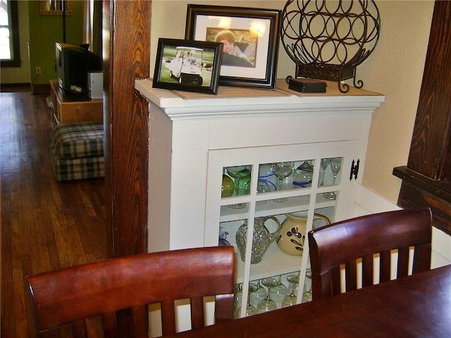 1909 S Broadway St, Pittsburg, KS 66762 - dining area view