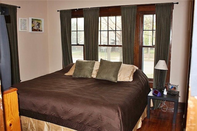 1909 S Broadway St, Pittsburg, KS 66762 - bedroom with wood finished floors
