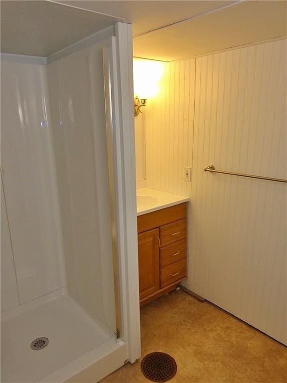 1909 S Broadway St, Pittsburg, KS 66762 - full bathroom featuring a stall shower and vanity