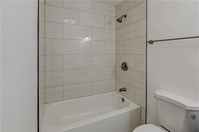 12825 E 50th Ter S, Independence, MO 64055 - bathroom featuring toilet and tub / shower combination