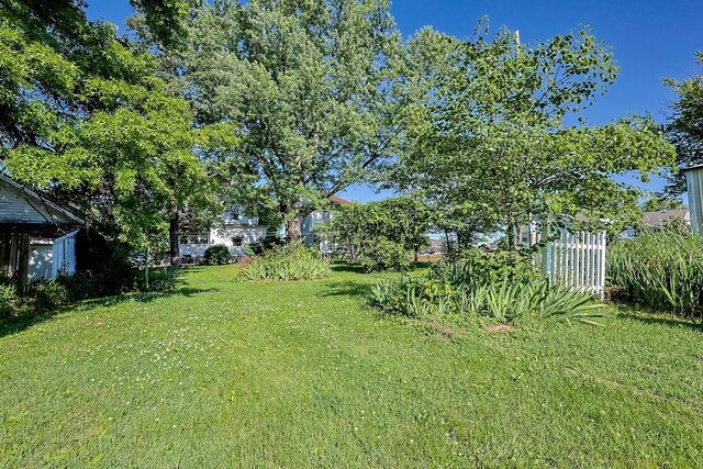 616 S Walnut St, Cameron, MO 64429 - photo 47