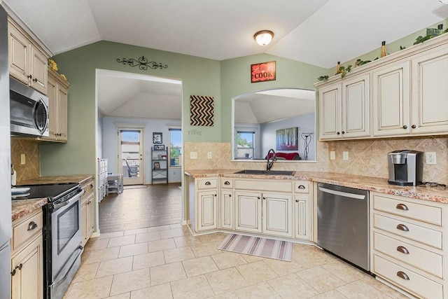 488 S 137th Pl, Bonner Springs, KS 66012 - photo 8