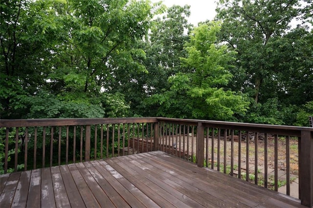 8231 Mike O Vince Rd, Ozawkie, KS 66070 - view of wooden terrace