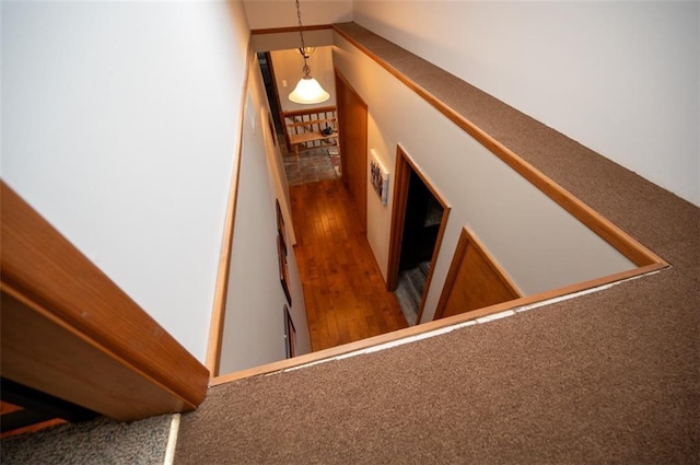 8231 Mike O Vince Rd, Ozawkie, KS 66070 - view of stairway