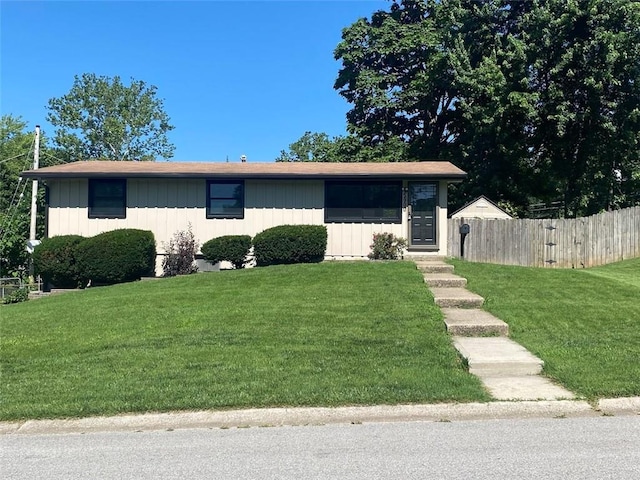 5900 N Michigan Pl, Kansas City, MO 64118 - photo 1