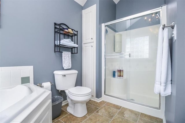 2125 SW Post Oak Rd, Lees Summit, MO 64082 - full bath featuring a stall shower and vaulted ceiling