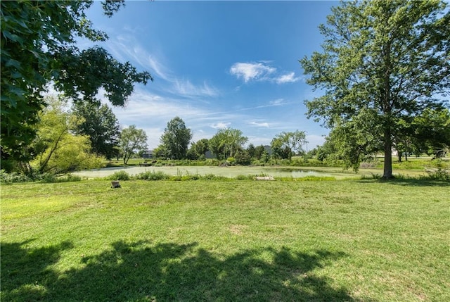 440 41p Rd, Clinton, MO 64735 - view of grassy yard featuring a water view