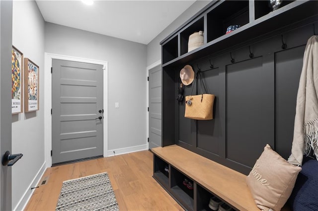 23717 W 118th Ter, Olathe, KS 66061 - mudroom with light wood-style flooring and baseboards