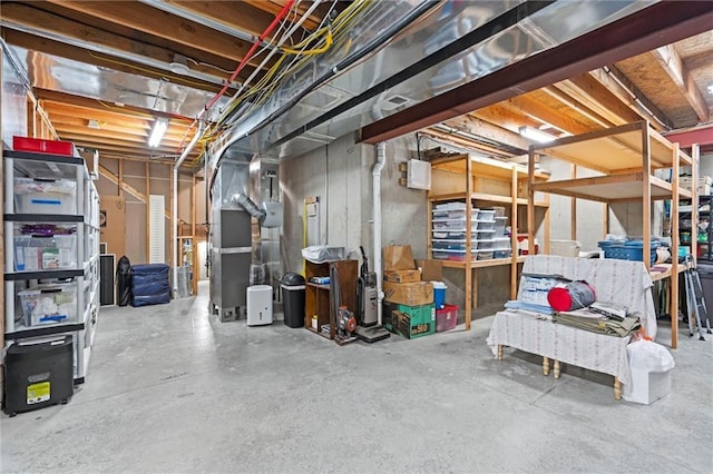1415 SW Antiquity Dr, Lees Summit, MO 64081 - unfinished basement with heating unit