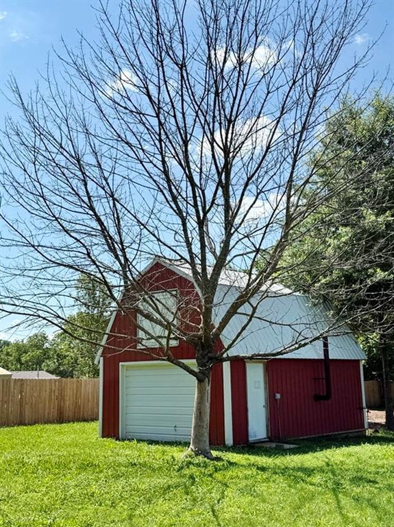 622 Morgan Dr, Stockton, MO 65785 - view of outbuilding