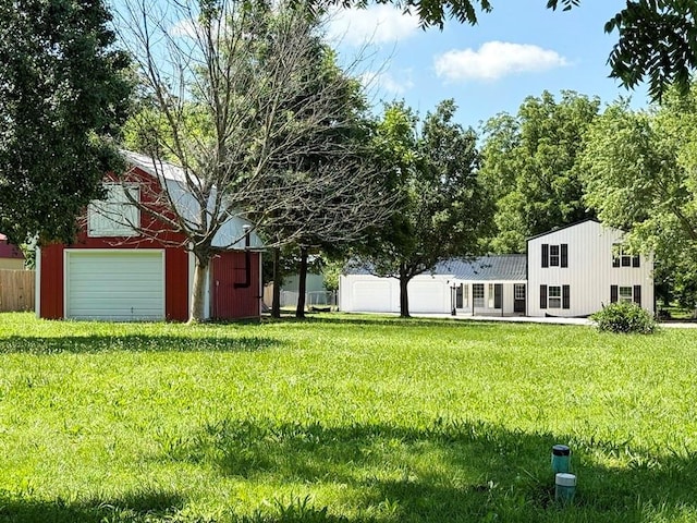 622 Morgan Dr, Stockton, MO 65785 - view of yard with an outbuilding and a barn