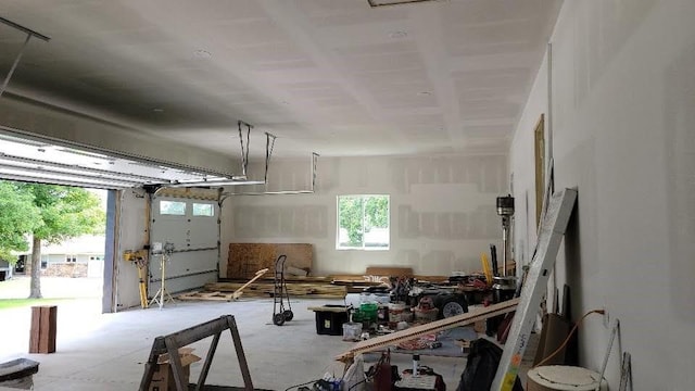 104 Lakeshore Dr, Kimberling City, MO 65686 - view of garage