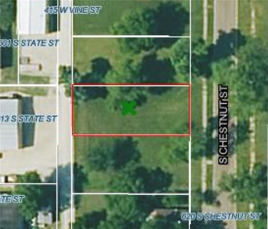 610 S Chestnut St, Iola, KS 66749 - photo 2