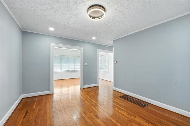 9502 Linwood Blvd, Independence, MO 64052 - photo 20