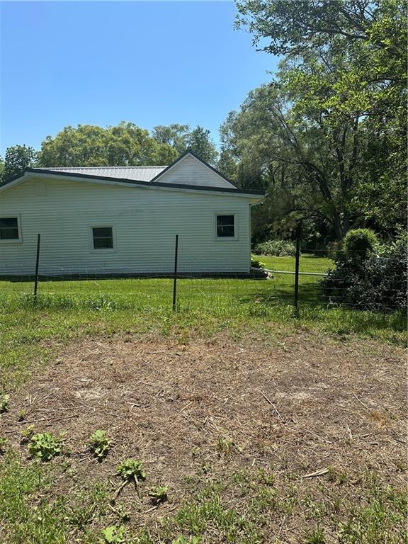 317 Chrissenger St, Burlington Junction, MO 64428 - view of home's exterior
