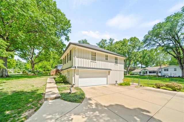 5211 W 79th Ter, Prairie Village, KS 66208 - traditional-style home featuring a garage and driveway