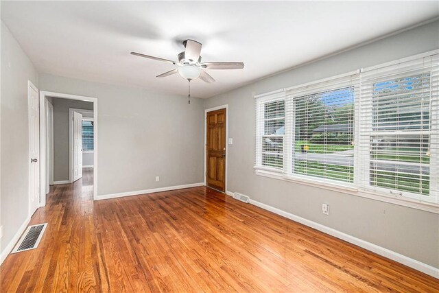 11803 Lawndale Ave, Kansas City, MO 64137 - photo 16