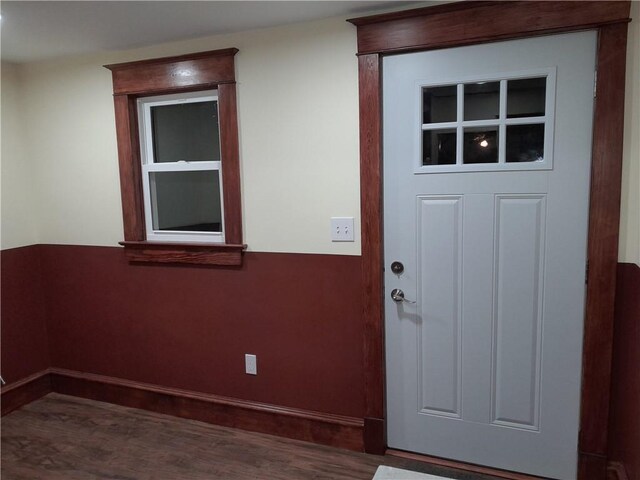4020 Campbell St, Kansas City, MO 64110 - foyer entrance featuring wood finished floors