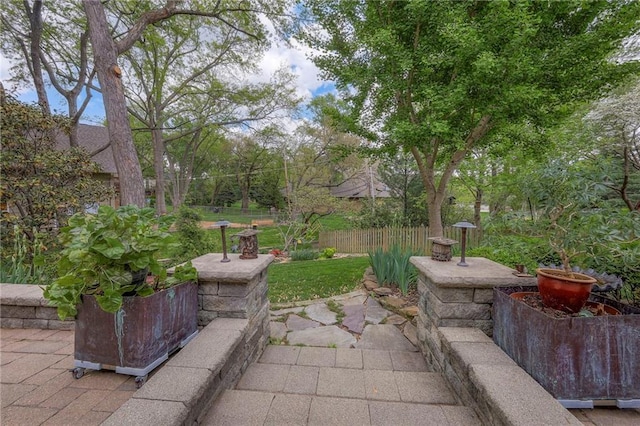 9015 Outlook Dr, Overland Park, KS 66207 - view of patio