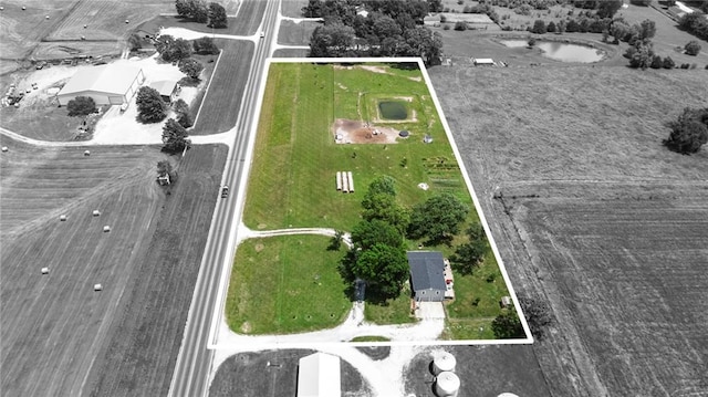24245 K 68 Hwy, Paola, KS 66071 - aerial overview of property's location with property boundaries highlighted