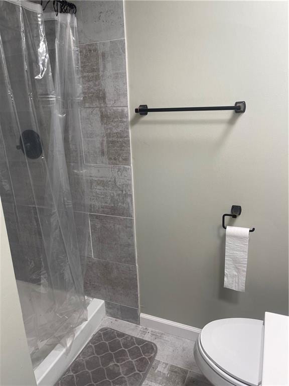 400 N Institute St, Richmond, MO 64085 - bathroom with a shower stall