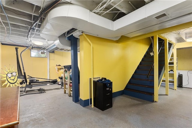 820 S Main St, Lansing, KS 66043 - below grade area with stairway