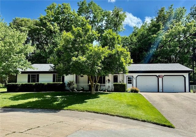526 W Grant St, Maryville, MO 64468 - photo 1
