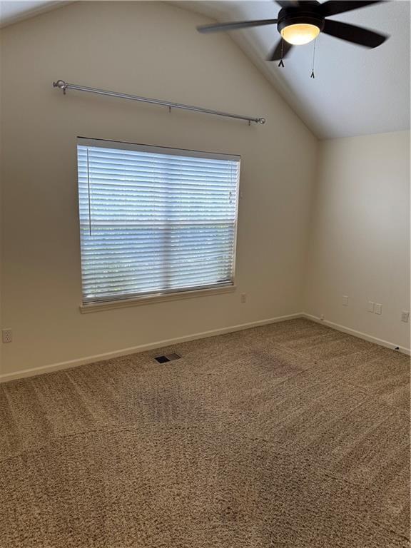 3009 Somerset Dr, Leavenworth, KS 66048 - photo 20