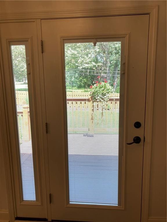 7909 Appleton Ave, Raytown, MO 64138 - view of doorway